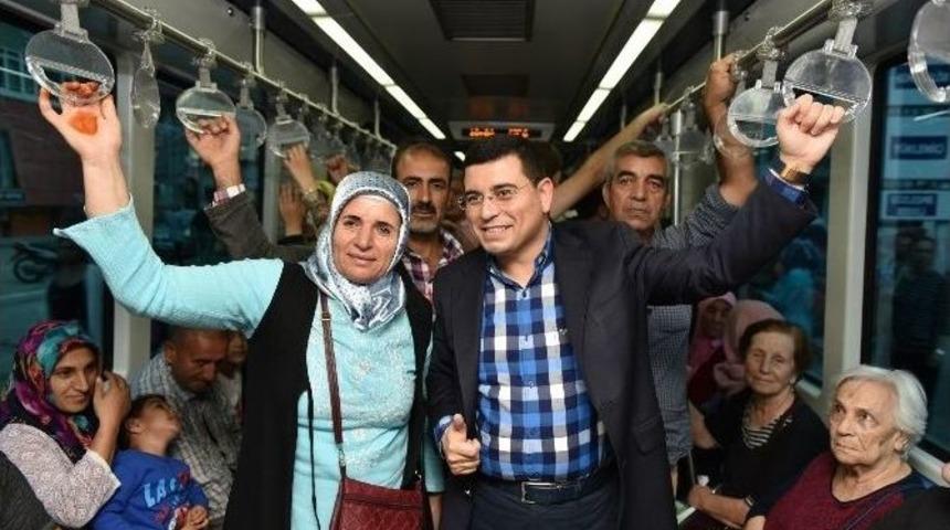 T&uuml;t&uuml;nc&uuml; Tramvayda