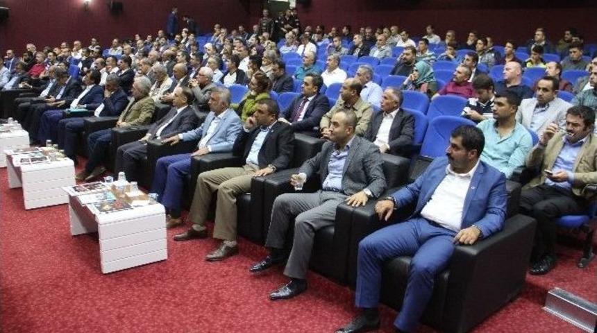 Elazığ&rsquo;da &rsquo;15 Temmuz Hainleri Ve Milli M&uuml;cadele&rsquo; Konulu Konferans D&uuml;zenlendi