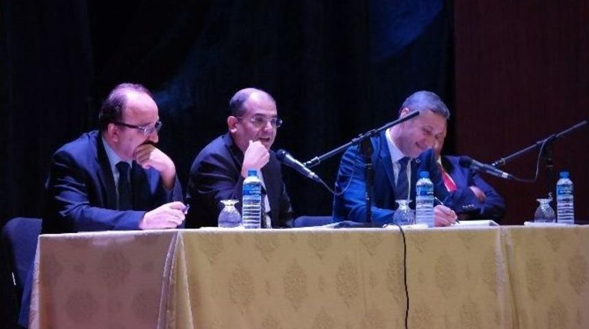 Rektör Prof. Dr. Kaya Öğrencilerle Buluştu