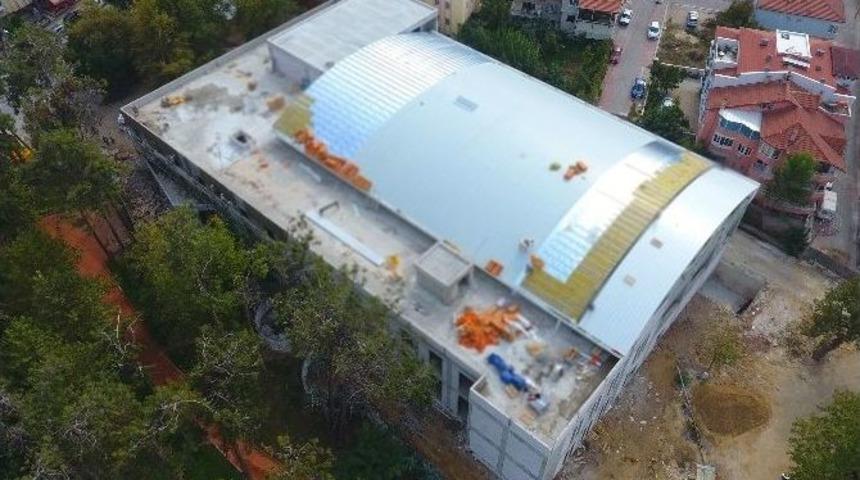 İncirlipınar Kapalı Y&uuml;zme Havuzunda Sona Doğru