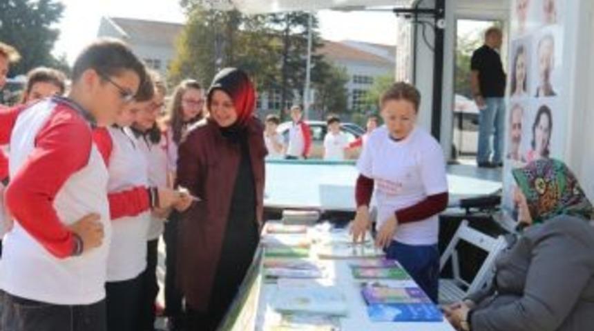 Serdivan&rsquo;da Vatandaşları Sağlıklı Hayata Teşvik Ettiler