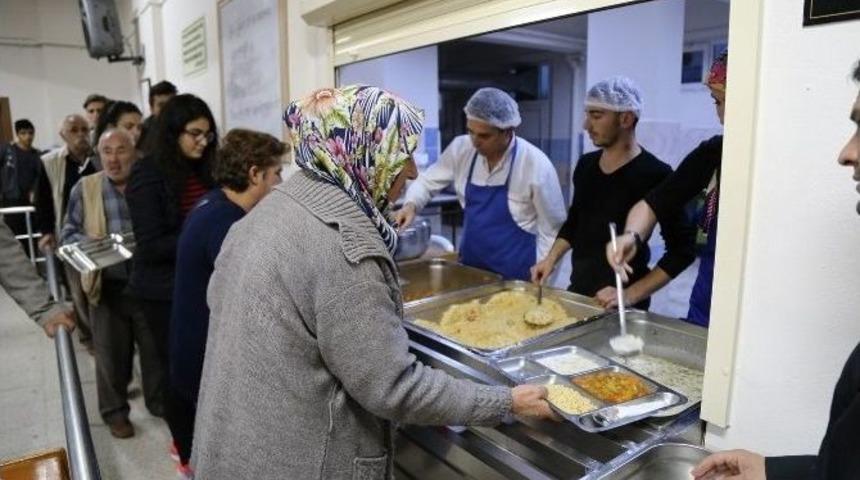 Ulutaş, Cem Evinde İftar Programına Katıldı