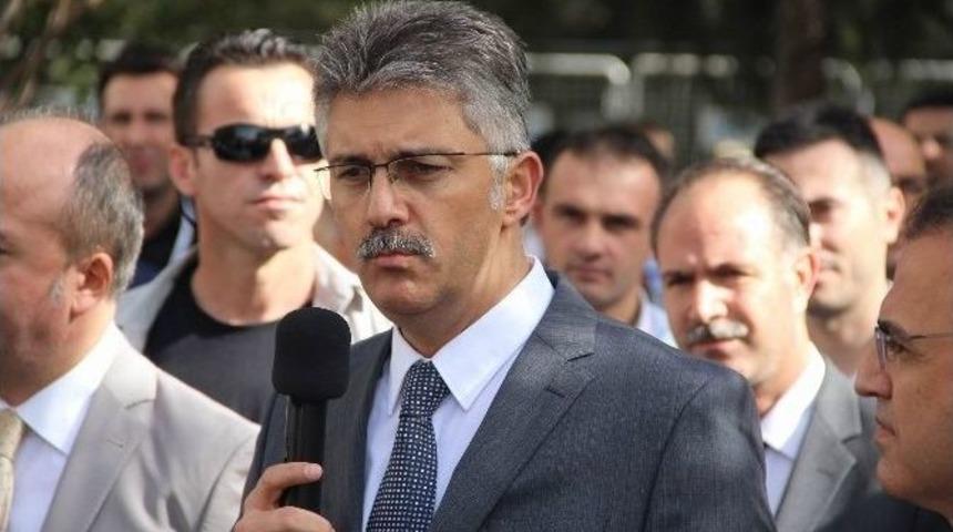 Başsavcı G&uuml;re, Adliye Personeline Aşure Dağıttı