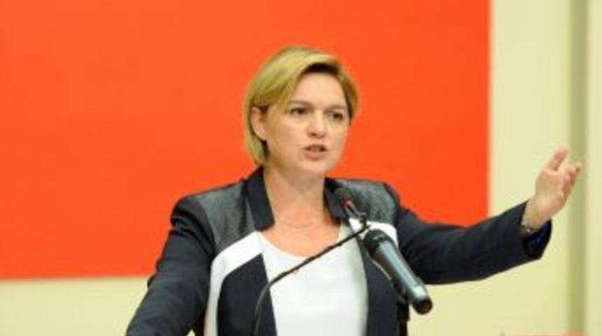 Chp Myk, Beşiktaş Belediye Başkanı Hazinedar&rsquo;ı Disipline Sevk Etti