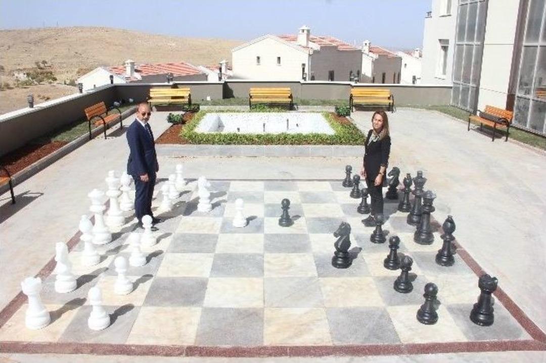 Baba Kızın Kuşak &Ccedil;atışması Gaziantep Konaklarına Yansıdı