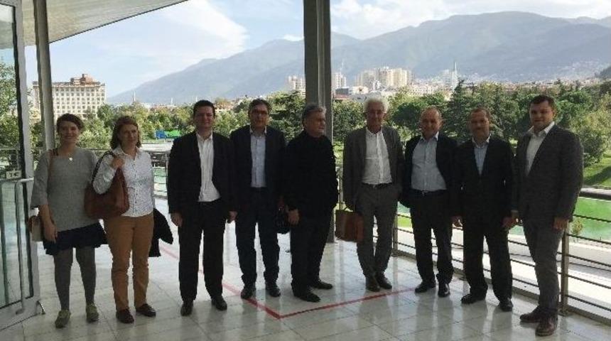 Kadık&ouml;y Belediyesi&rsquo;nden Merinos Akkm&rsquo;ye Ziyaret