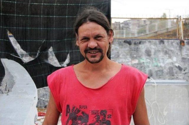 2. Bisanthe Taş Heykel Sempozyumu: &ldquo;mental Ka&ccedil;ış&rdquo; 1