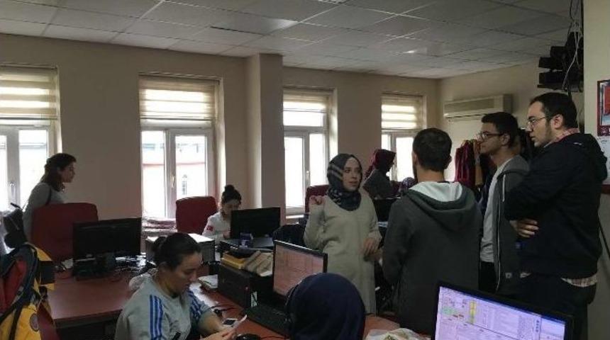 &Ouml;ğrenciler 112 Komuta Kontrol Merkezi&rsquo;ni Ziyaret Etti