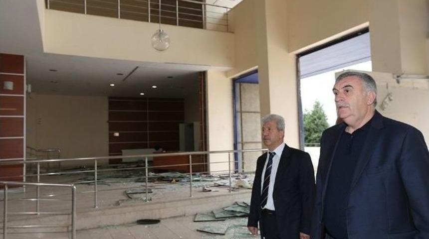 Kongre Merkezi İ&ccedil;in Afa&rsquo;da Yıkım Başladı