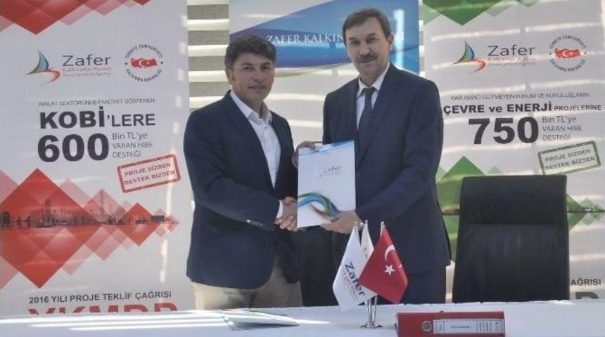 Uşak Belediyesi&rsquo;ne 740 Bin Tl Proje Desteği