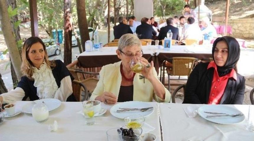 Canan Karatay, Mut Zeytin Ve Zeytinyağı Sempozyumu&rsquo;na Katılacak