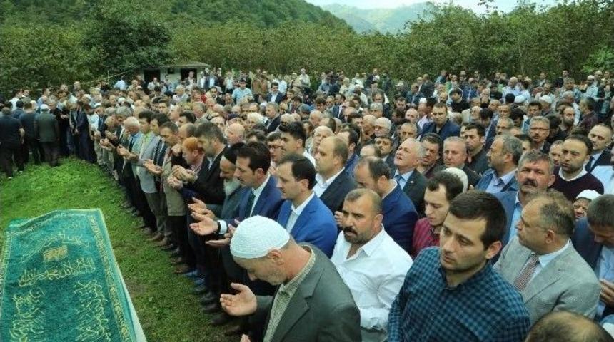 Başkan Yardımcısı Yahya &Ccedil;ınkıl&rsquo;ın Annesi Vefat Etti