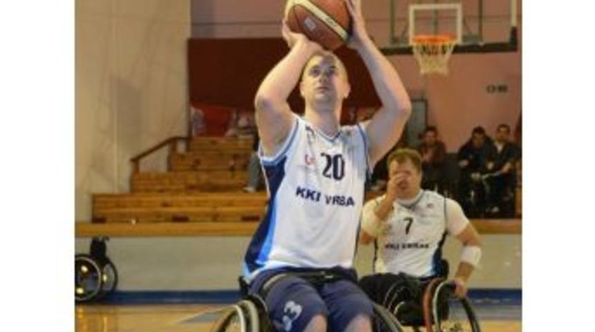 Yosk Boşnak Yıldızı Kaptı