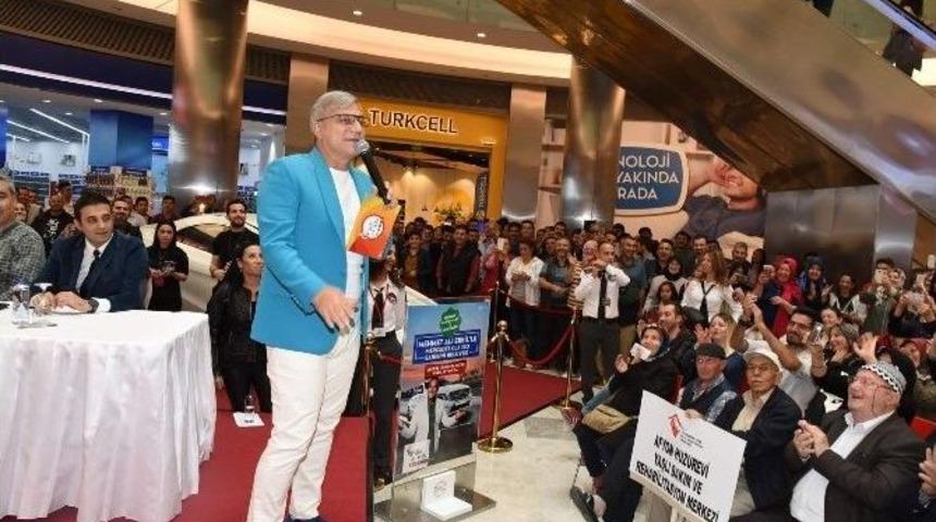 Park Afyon&rsquo;da Mercedes Cla 180 Mehmet Ali Erbil İle Sahibini Buldu