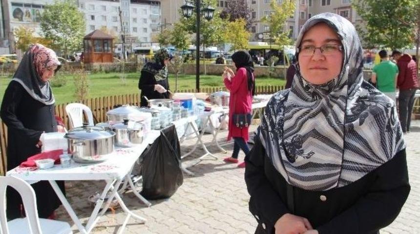 Vanlı Kadınlardan &rsquo;halep&rsquo; İ&ccedil;in Kermes