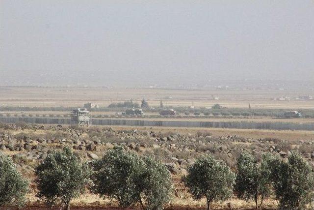 Sınırın Suriye Tarafında Hareketlilik Sürüyor 2