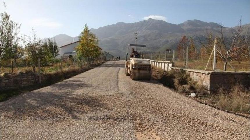 Seydişehir&rsquo;de Soğuk Asfalt &Ccedil;alışmaları S&uuml;r&uuml;yor