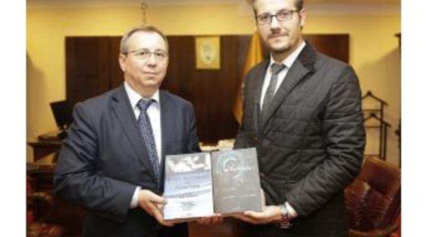 Tunca Meslek Y&uuml;ksekokulu&rsquo;ndan Rekt&ouml;r Tabakoğlu&rsquo;na Ziyaret