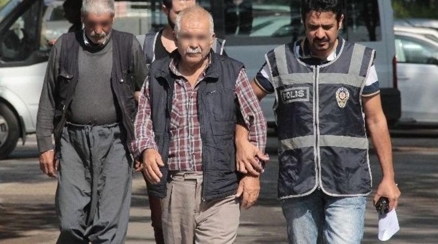 Bek&ccedil;i Kul&uuml;besinde Fuhşa Baskın