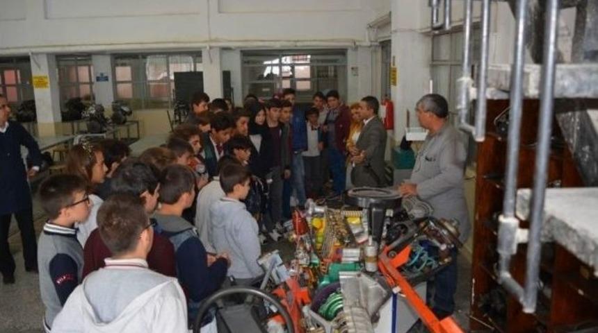 Osmaneli&rsquo;de 8. Sınıf &Ouml;ğrencileri İ&ccedil;in "geleceğe Yolculuk" Projesi