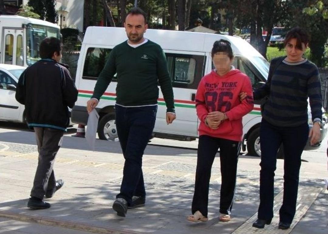 18 G&uuml;nl&uuml;k Bebeğini Duvarlara &Ccedil;arparak &Ouml;ld&uuml;rd&uuml;