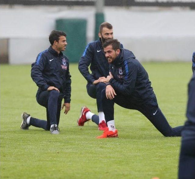 Trabzonspor, Akhisar Belediyespor Ma&ccedil;ı Hazırlıklarını S&uuml;rd&uuml;rd&uuml; 2