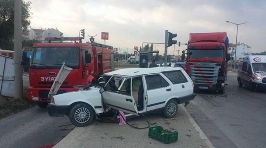 Sandıklı&rsquo;da Trafik Kazası: 2 Yaralı