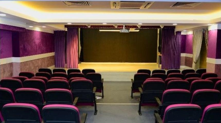 Beylikd&uuml;z&uuml;&rsquo;nde Okullara &Ccedil;ok Ama&ccedil;lı Salon Kazandırılıyor