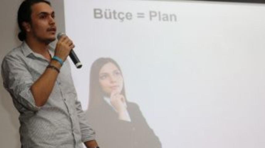 Kb&uuml;&rsquo;de &Ouml;ğrencilere &lsquo;paramı Y&ouml;netebiliyorum&rsquo; Konferansı