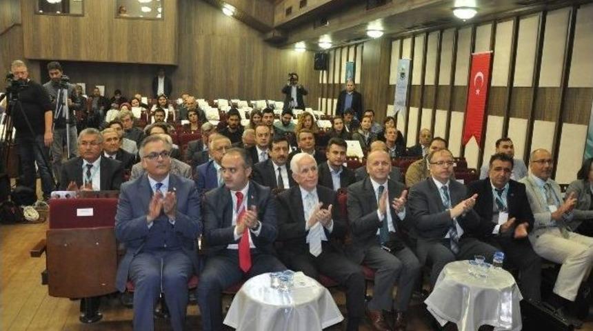 İneg&ouml;l&rsquo;&uuml;n Tarihi Sempozyumu Başladı