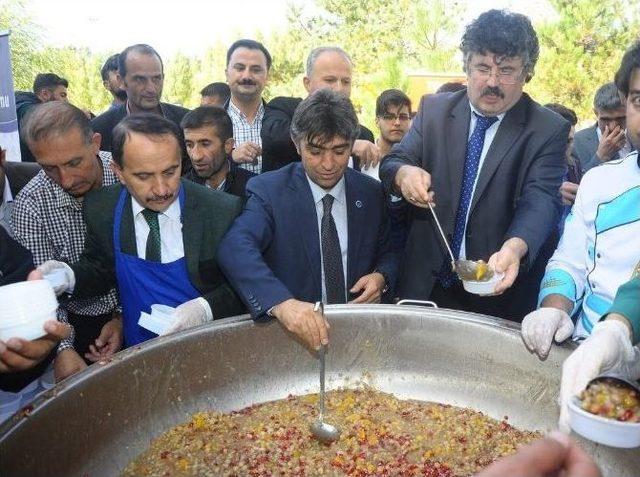 Eğitim Bir-sen&rsquo;den Aşure Dağıtımı 2