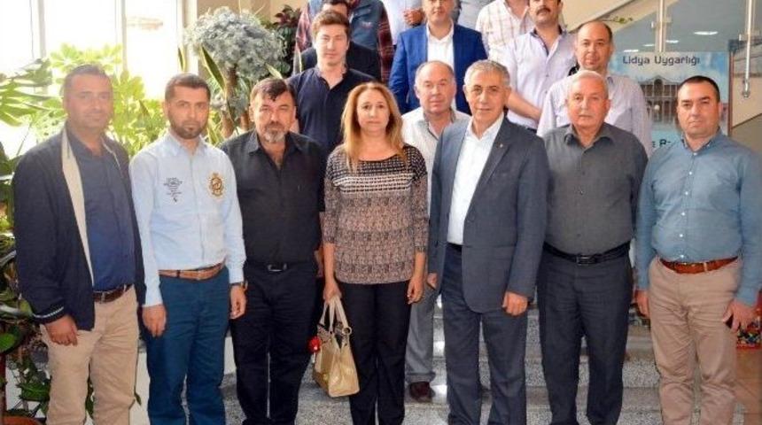 Konfeksiyoncu Ve Dericiler Kalifiye Elemandan Yana Dertli