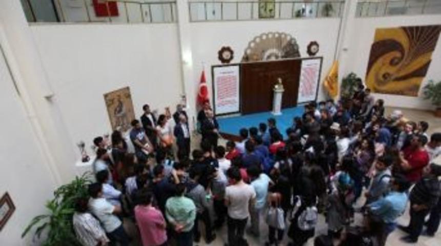 &Ouml;zel Sınav Lisesi Rekt&ouml;r G&uuml;l&rsquo;&uuml; Ziyaret Etti