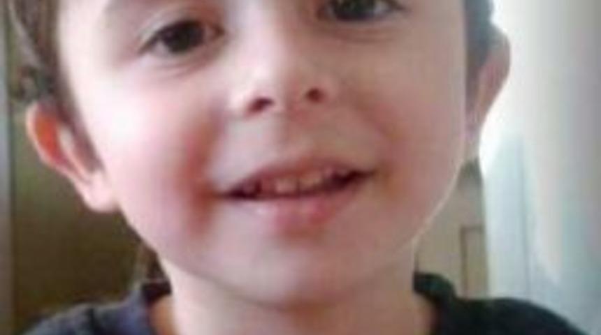 S&uuml;t Kazanına D&uuml;şen K&uuml;&ccedil;&uuml;k &Ccedil;ocuk Hayatını Kaybetti