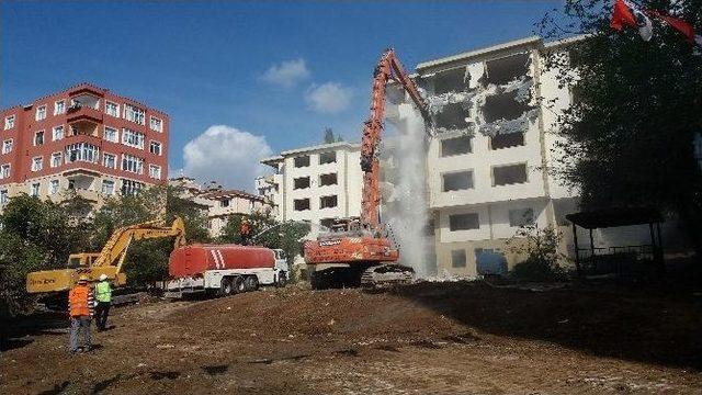 Kartal’daki Kentsel Dönüşüm Çalışmaları Devam Ediyor