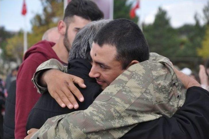 Sivas’ta Acemi Erlerin Duygusal Yemin Töreni G3