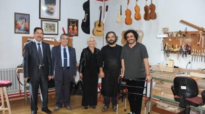 Hakan G&uuml;ng&ouml;r Ve Ali Osman G&uuml;ng&ouml;r Konservatuvar &Ouml;ğrencileriyle Buluştu