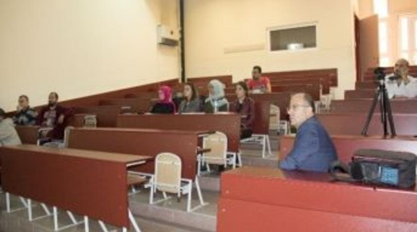 Biyoloji B&ouml;l&uuml;m&uuml; Akredite Eğitiminin Oryantasyon Toplantısını Yaptı