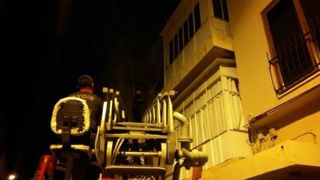 Nazilli&rsquo;de Korkutan Yangın 1