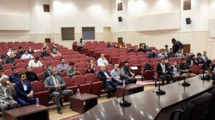 Şair Yazar Haki Demir, Er&uuml; &Ouml;ğrencilerine &lsquo;darbe&rsquo;yi Anlattı