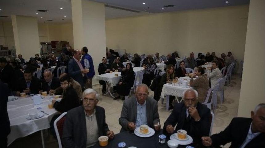 "aşure Gibi Kıvam Bulmalı Ve Hem Hal Olmalıyız"