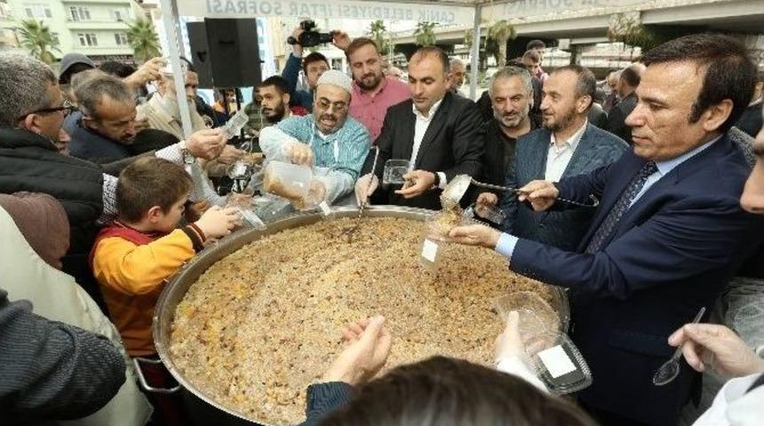 Gen&ccedil;: &ldquo;aşure Tadında Bir T&uuml;rkiye&rsquo;yi İstemiyorlar&rdquo;