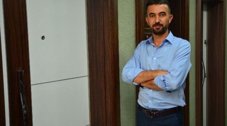 K&ouml;pr&uuml;l&uuml; &Ccedil;elik Kapı Bayi Ağı İle B&uuml;y&uuml;yor