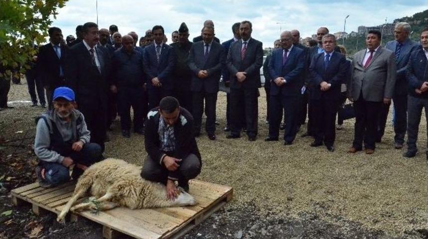 İl&ccedil;e Emniyet M&uuml;d&uuml;rl&uuml;ğ&uuml; Ve Emniyet M&uuml;d&uuml;rl&uuml;ğ&uuml; Ek Hizmet Binası İnşaatında İnceleme