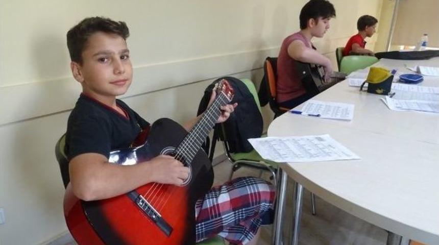 Zeytinburnu Bilgi Evleri&rsquo;ne Yoğun İlgi