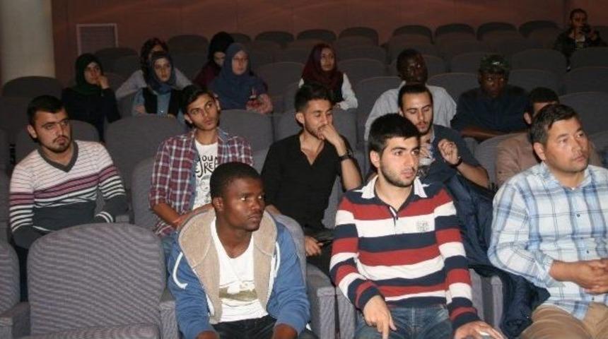 Yazar Mehmet Ayman: &ldquo;ahlak, Duyguları Dengede Tutmaktır&rdquo;