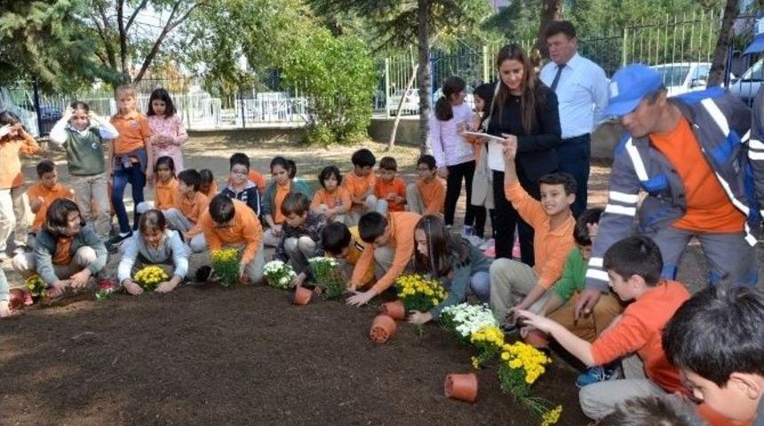 &rsquo;toprak Vatandır Okul Bah&ccedil;elerinde&rsquo; Projesi