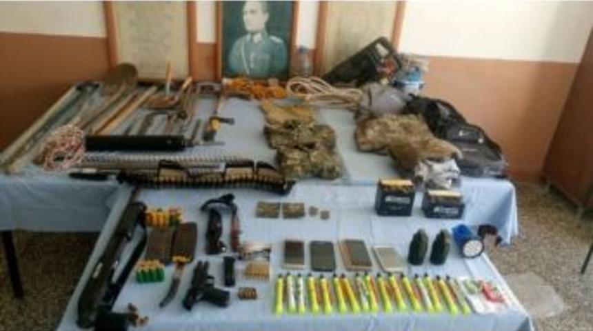 Samandağ&rsquo;da Ka&ccedil;ak Kazı Yapan 3 Kişi Yakalandı