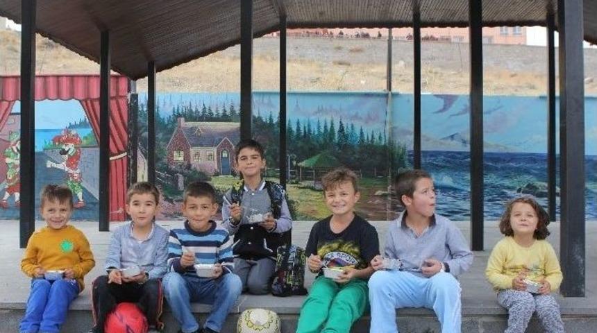 Kaymek&rsquo;te Aşure G&uuml;n&uuml;