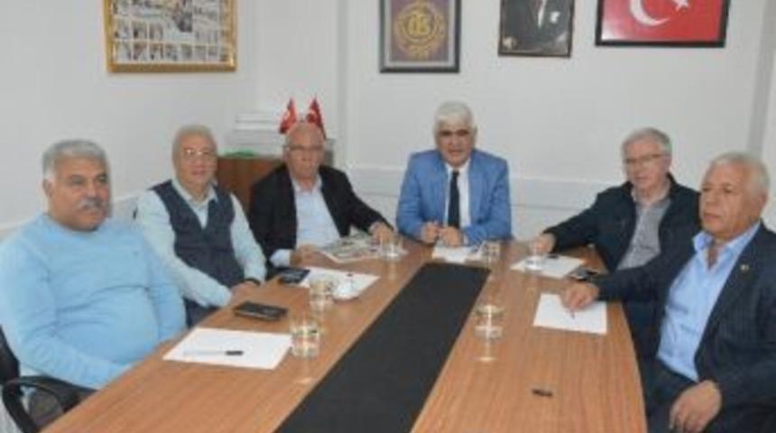 Hedef, Kadınlara Dikiş Makinesi Kullanma Ve Dikişi &Ouml;ğretme